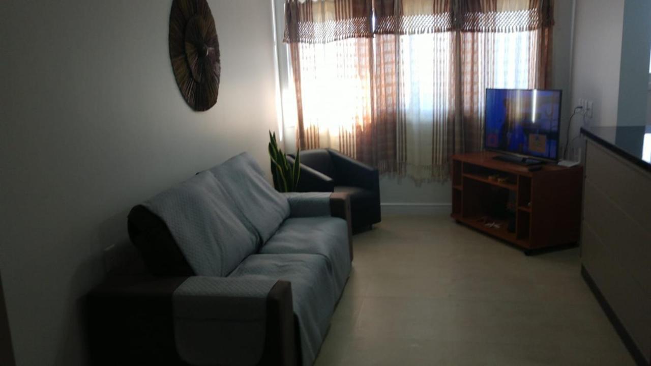 Apartamento Central Climatizado E Aconchegante ตอร์เฮส ภายนอก รูปภาพ